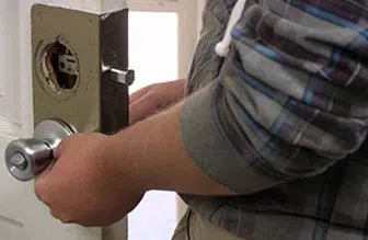 Universal Locksmith Store Houston, TX 713-470-0719 Universal Locksmith Store Houston, TX 713-470-0719 - 12-locks-replace